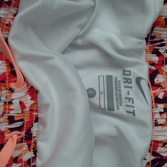 Sport Shorts - Picture 2 of 2